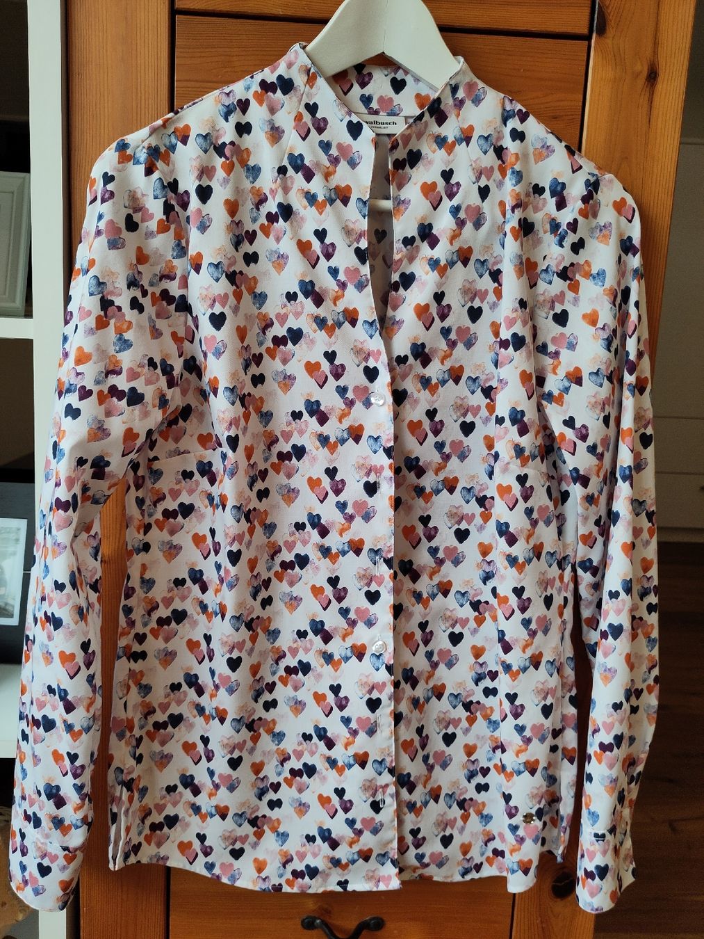 Walbusch Camicette: Walbusch Bluse mit Herzenmuster, Gr. 36, neuwertig – Nuovo (secondo la descrizione) da Aarburg venduto da mar_xc9j
