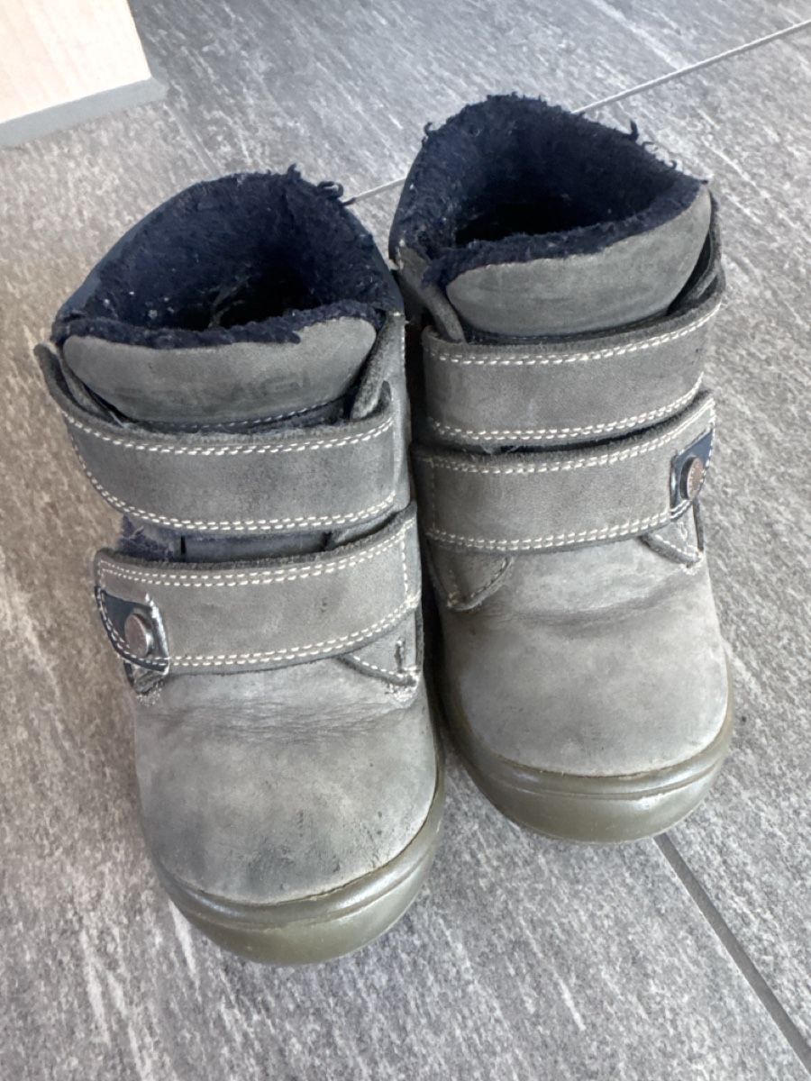 Primigi Chaussures garçon: Primigi Goretex  Winterschuhe  Grösse 23  – D'occasion à Neerach par bar_t2xd