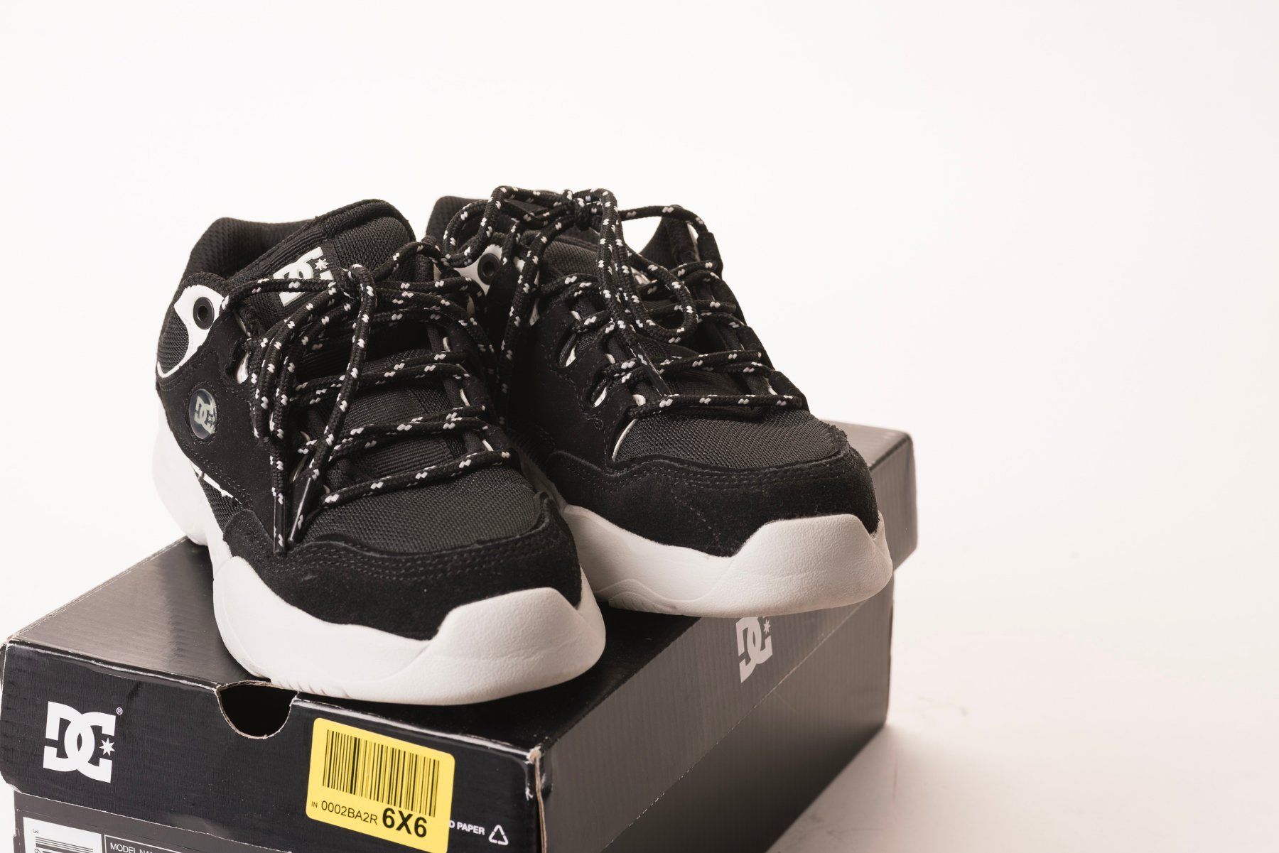 DC shoes Scarpe per ragazze: DC Sneaker, DECEL, neu – Nuovo (secondo la descrizione) da Ennetbaden venduto da petit-plus