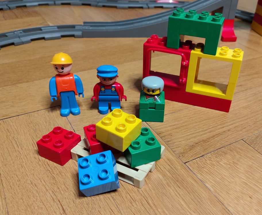 Lego Duplo vintage, train, rails - 83 pièces (Gebraucht) in Neuchatel ...