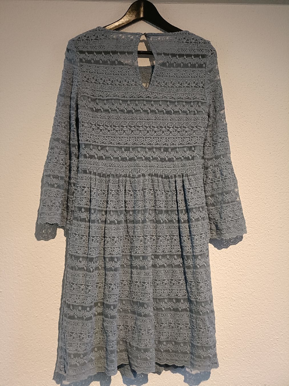 Vestiti: Hellblaues Strickkleid von Jessica – Usato da Bergdietikon venduto da Bico01 1