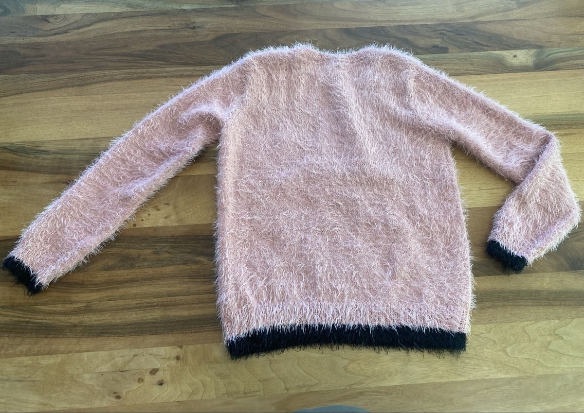 C&A Pullover & Sweatshirts: Super kuscheliger Pullover C&A Pailletten Grösse 146 152 – Gebraucht aus Horw von dreamsofacid 4