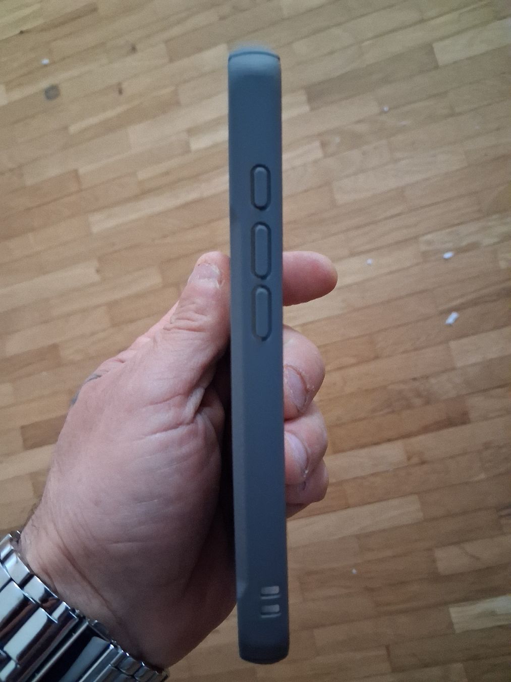 Apple Covers & Schutzfolien: Custodia per iPhone con MagSafe e supporto integrato – Neu und originalverpackt aus Jona von api_sdn2 1