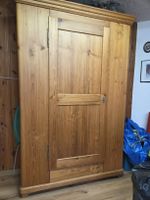 Tannenschrank