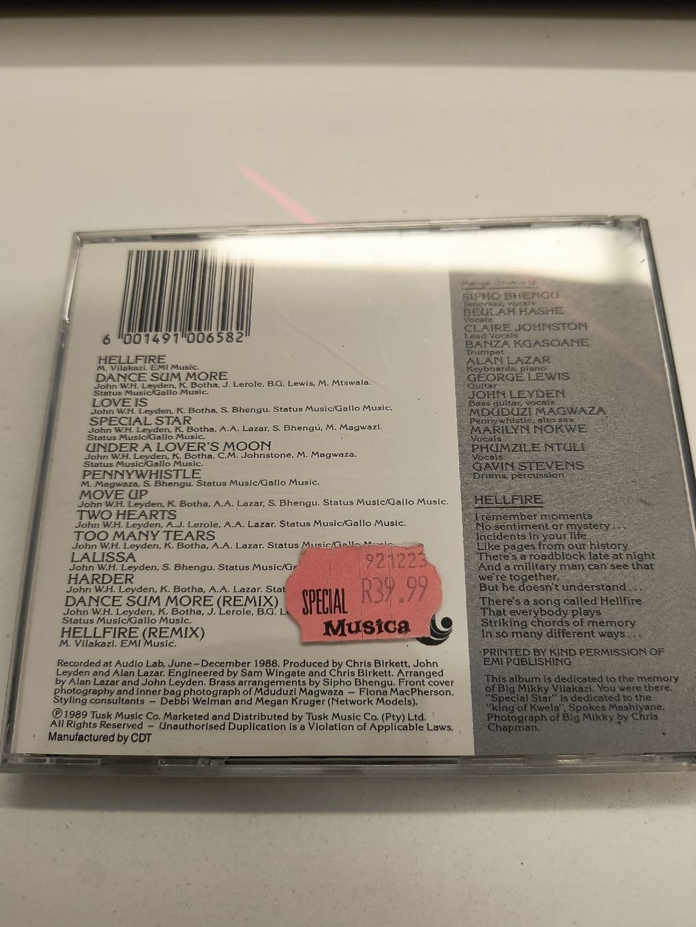 CDs: Mango Groove - HELLFIRE CD - Top Zustand - Schnäppchen! – D'occasion à Schöfflisdorf par kin_2dp9 1