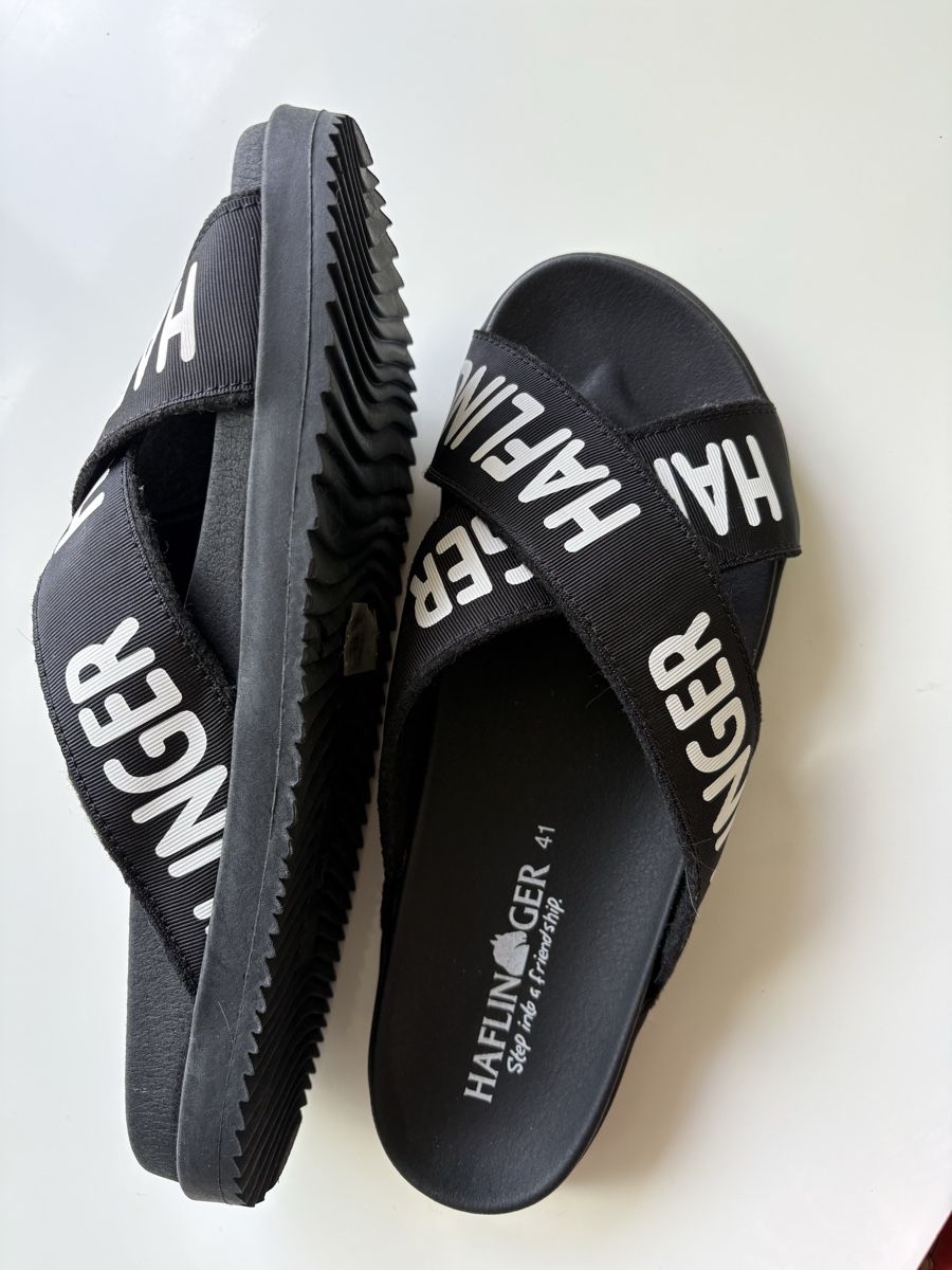 Chaussures femmes: Haflinger Pantoletten schwarz Grösse 41 neu. – Neuf avec emballage d'origine à Zürich par Auschra1 1