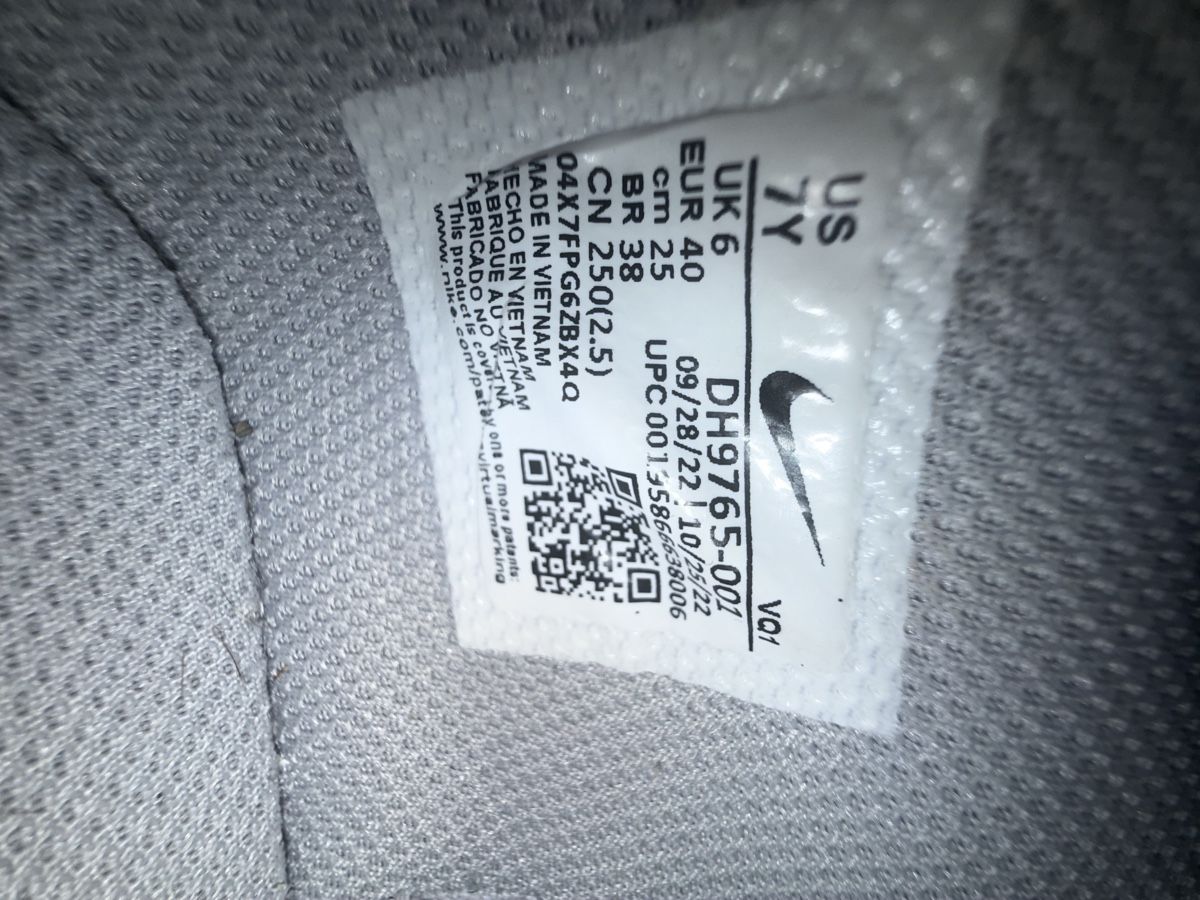 Nike Scarpe da donna: DUNK LOW taille 40 gris blanc – Nuovo (secondo la descrizione) da Versoix venduto da emm_g7q9 2