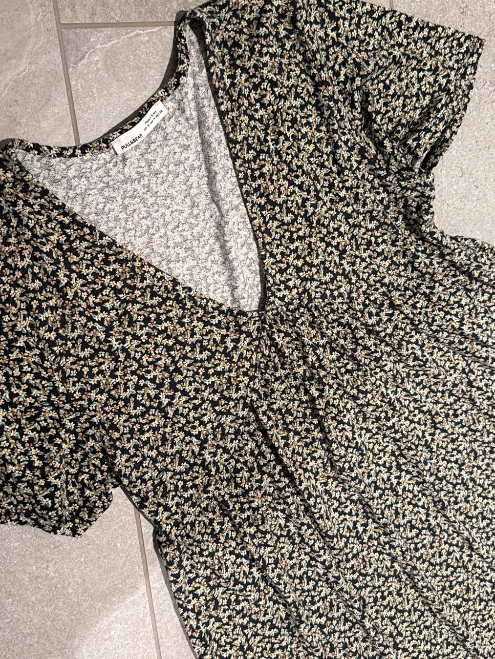 Pull&Bear Kleider: PULL&BEAR Damen Sommer- Kleid Grösse M – Gebraucht aus Amriswil von used2use