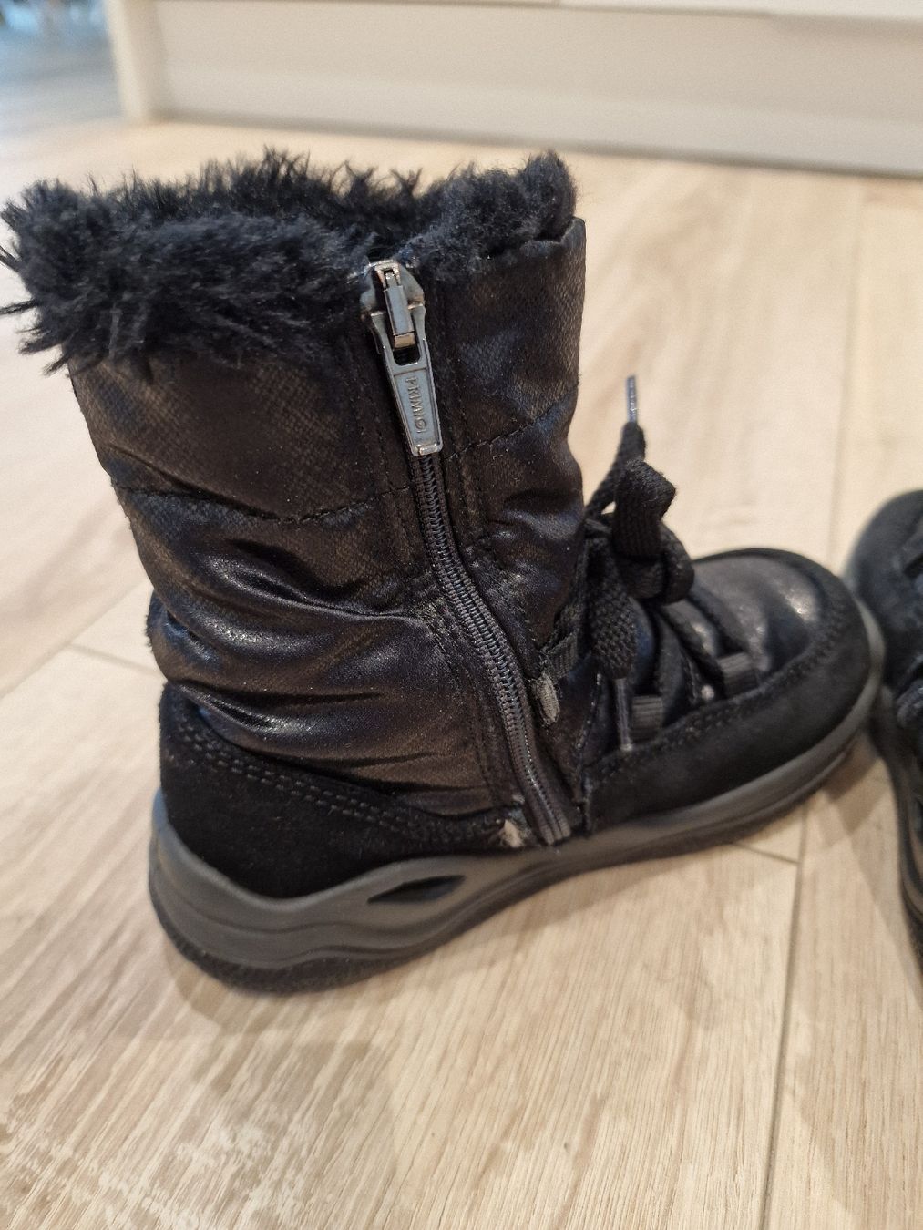Geox Scarpe per ragazzi: Winterstiefel Primigi Mädchen Goretex nr. 28 – Usato da Flurlingen venduto da Emanuele_Borla 3