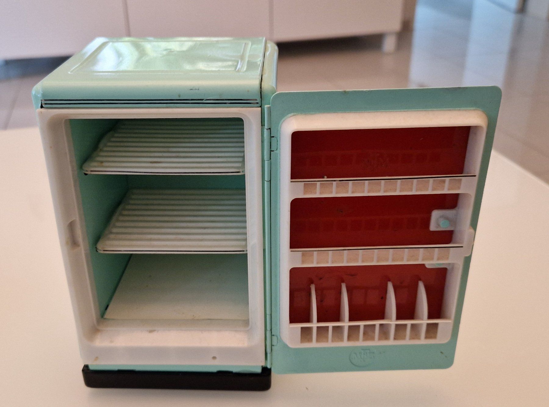 Tutte le decorazioni: Retro Kühlschränkli – Usato da Hildisrieden venduto da Anthosa3 1