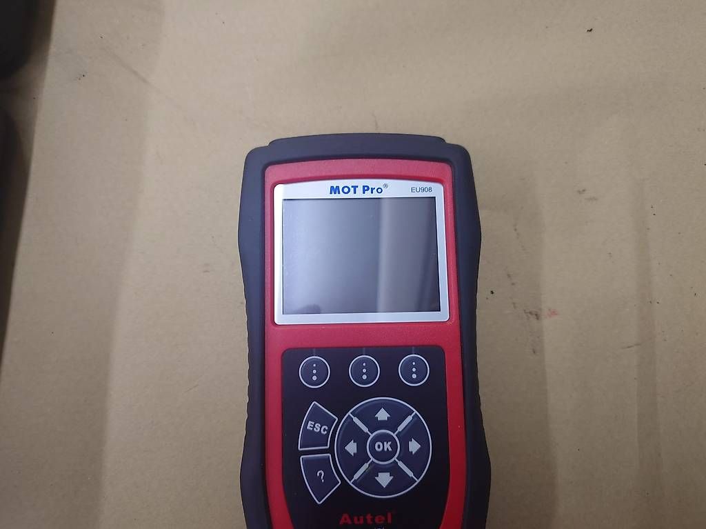 Tutti gli attrezzi: autel mot pro eu908 – Usato da Sarnen venduto da CarrSan 1