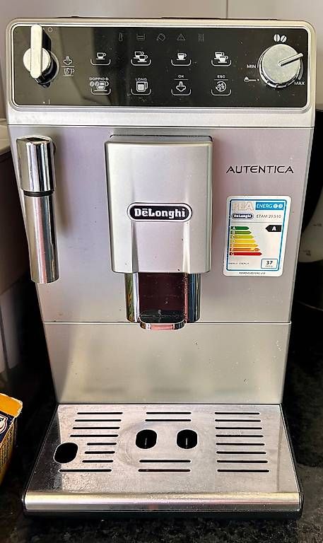 Macchine per caffè & Macchine per espresso: Kaffeemaschine Vollautomat DeLonghi – Usato da Aarau venduto da sibyllegraber
