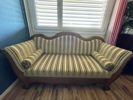 Ab CHF 1.- Schönes Biedermeier Sofa gut erhalten