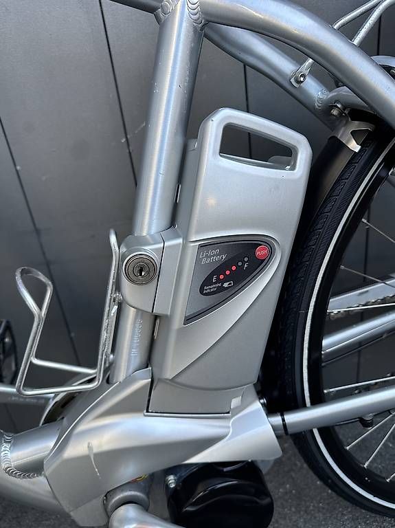 Biciclette: E-Bike da uomo Flyer uomo 28  – Usato da Quartino venduto da DiloUsato 6