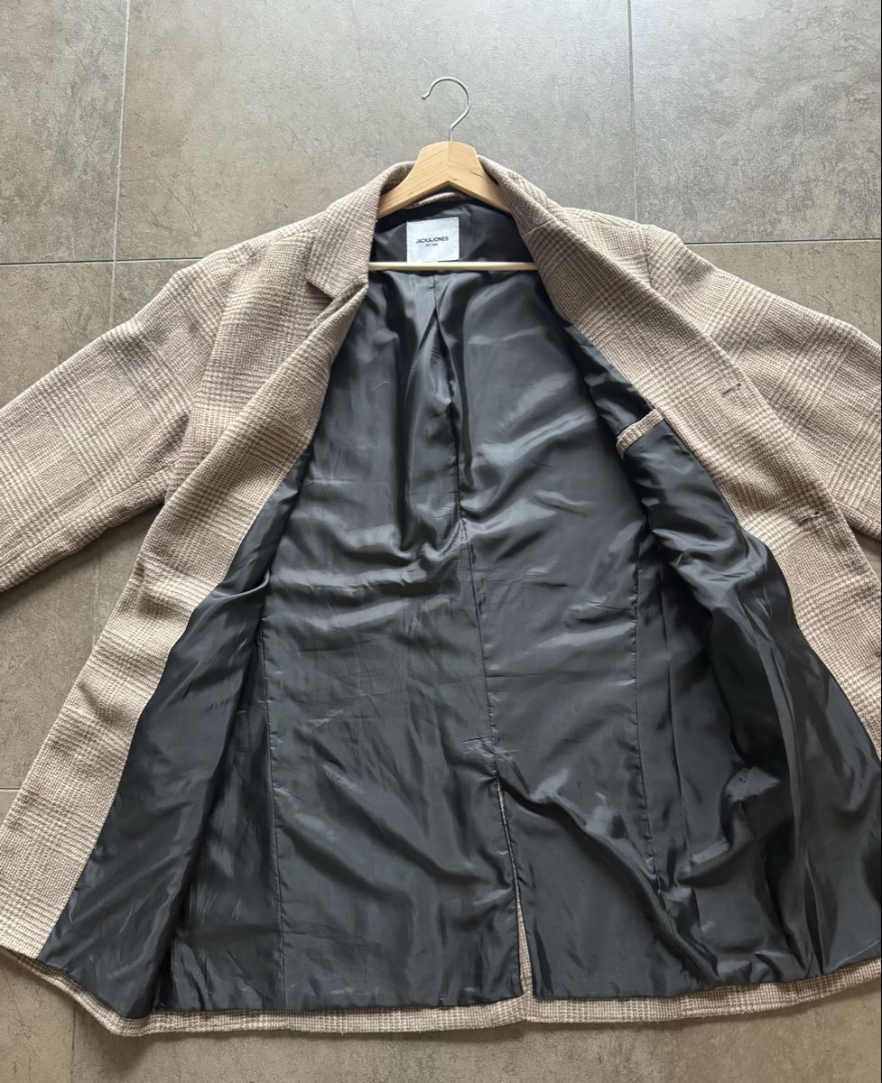 Cappotti: Manteau Jack & Jones  – Usato da Corpataux venduto da seniz 2