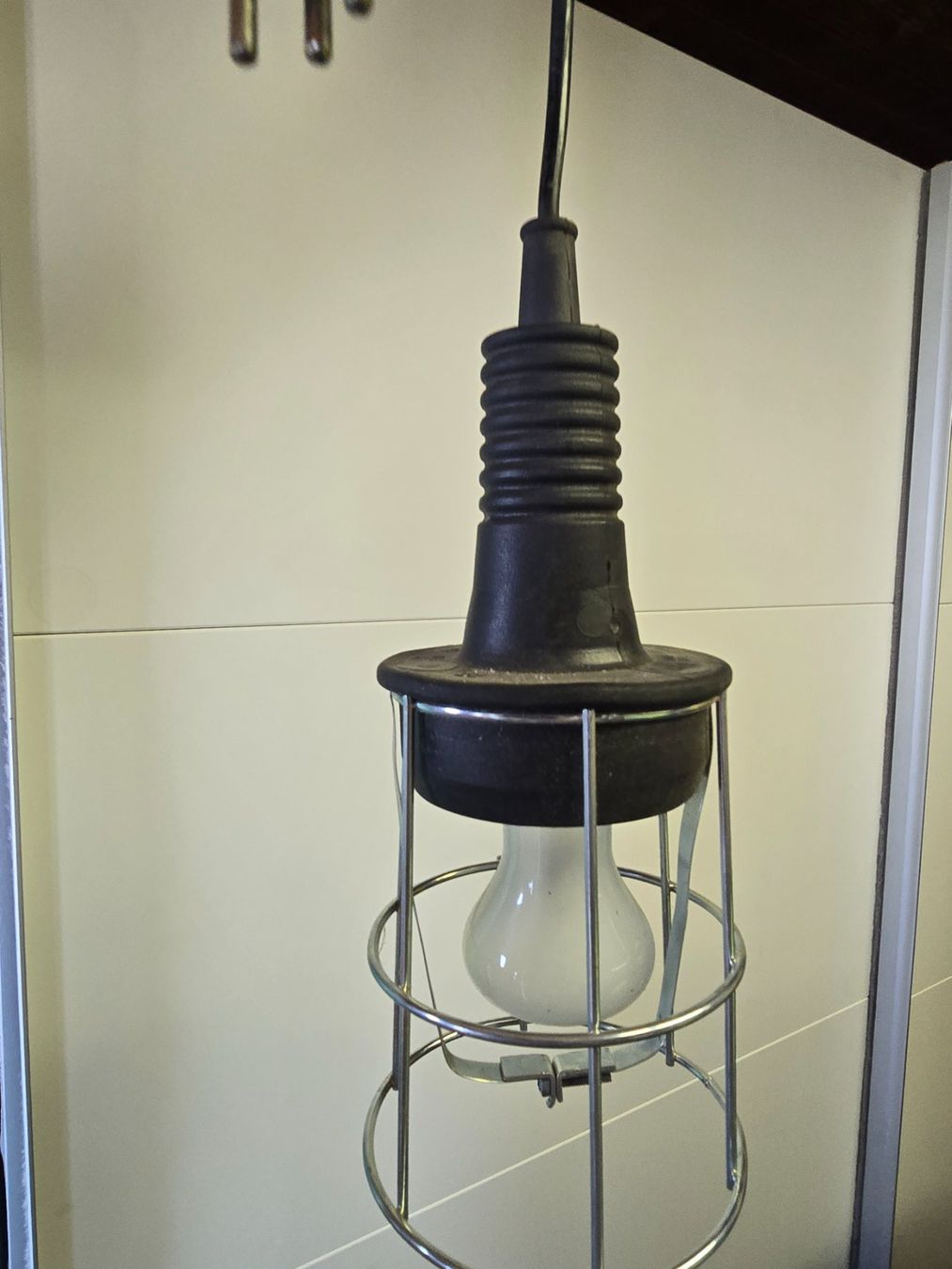 Lampade: Arbeitslampe Hängelampe Drahtkorb Metall gebraucht – Usato da Reute AR venduto da angelflower 1