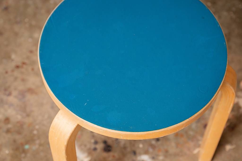 Aalto Sgabelli: Alvar Aalto Hocker 60 – Usato da Beringen venduto da 8222Beringen 1