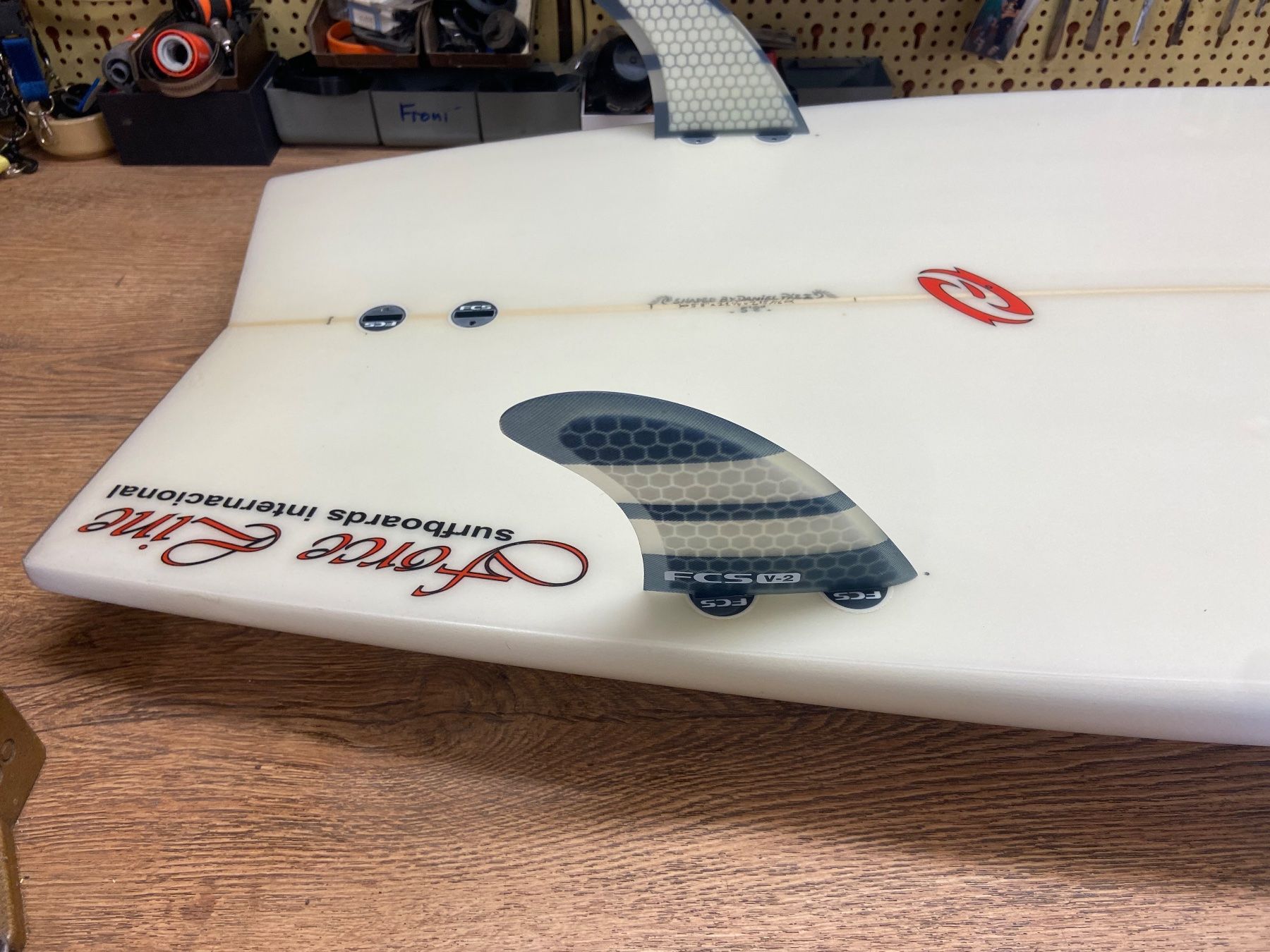 Tavole da surf e di nuoto: Surfbrett – Usato da Embrach venduto da Toeffan 6