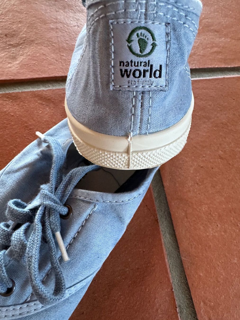Scarpe da donna: Natural World  Sneaker, Gr. 39,5 Neu! – Nuovo (secondo la descrizione) da Oberrohrdorf venduto da maggys15 4