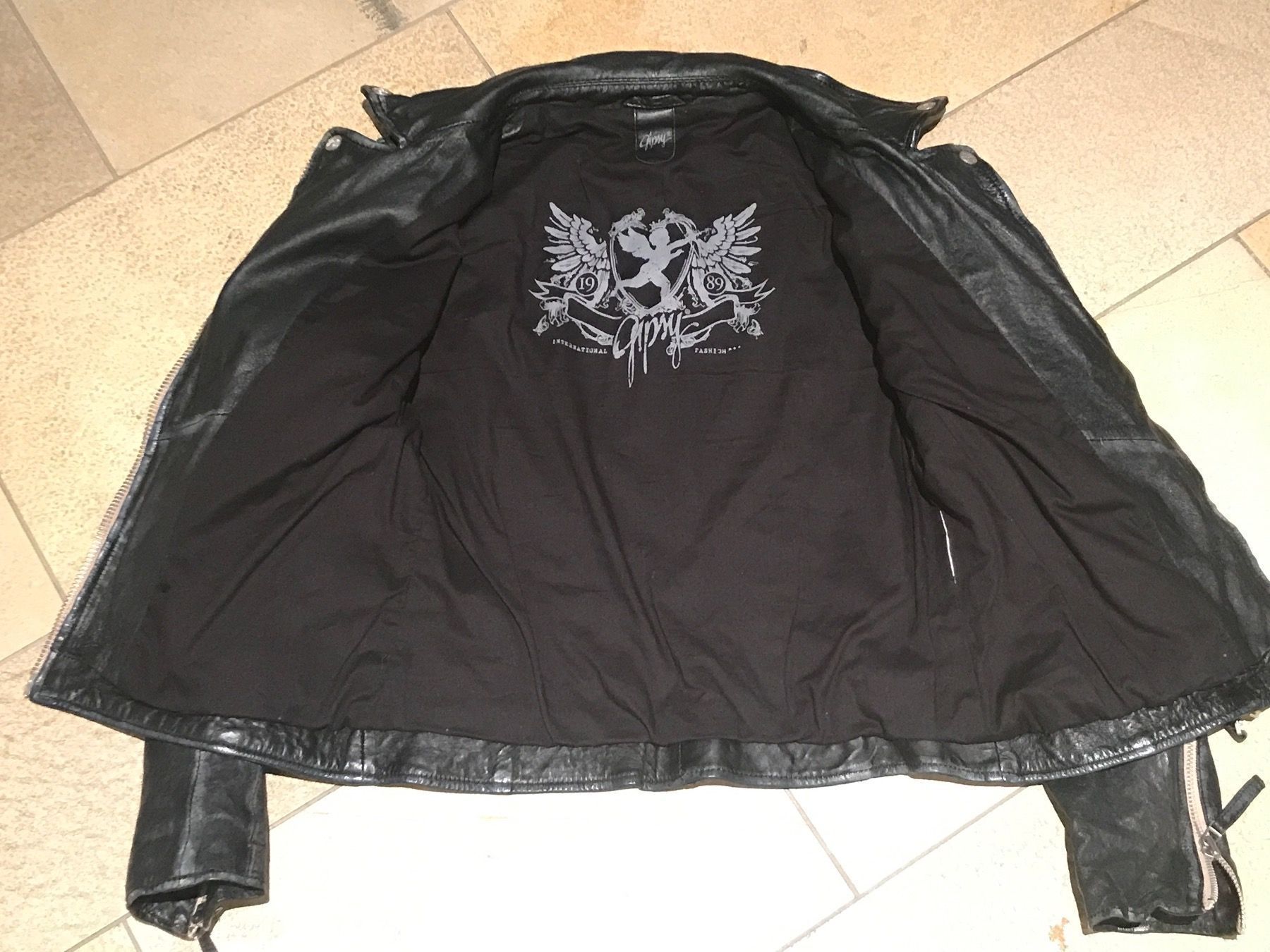 Jacken: Lederjacke kurz Vintage Optik Grösse S – Gebraucht aus Maisprach von Leoli123 3