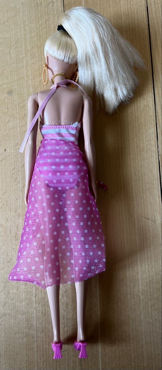 Bambole: Barbie Puppe mit Strandzubehör Set – Usato da Winterthur venduto da Creek3 2