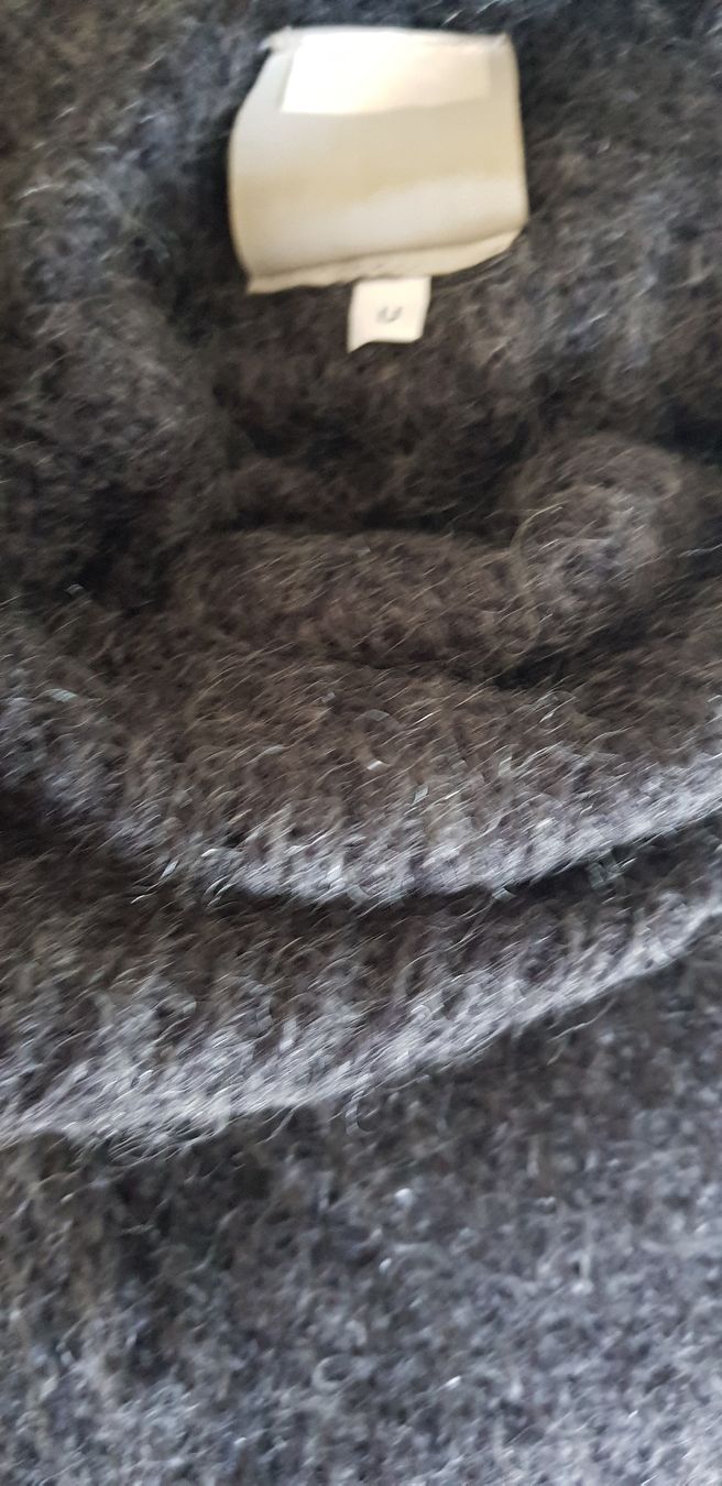 Lilith Maglioni & Felpe: Lilith pull oversize gris. En laine T. unique – Usato da Lausanne venduto da man_rw9q 4