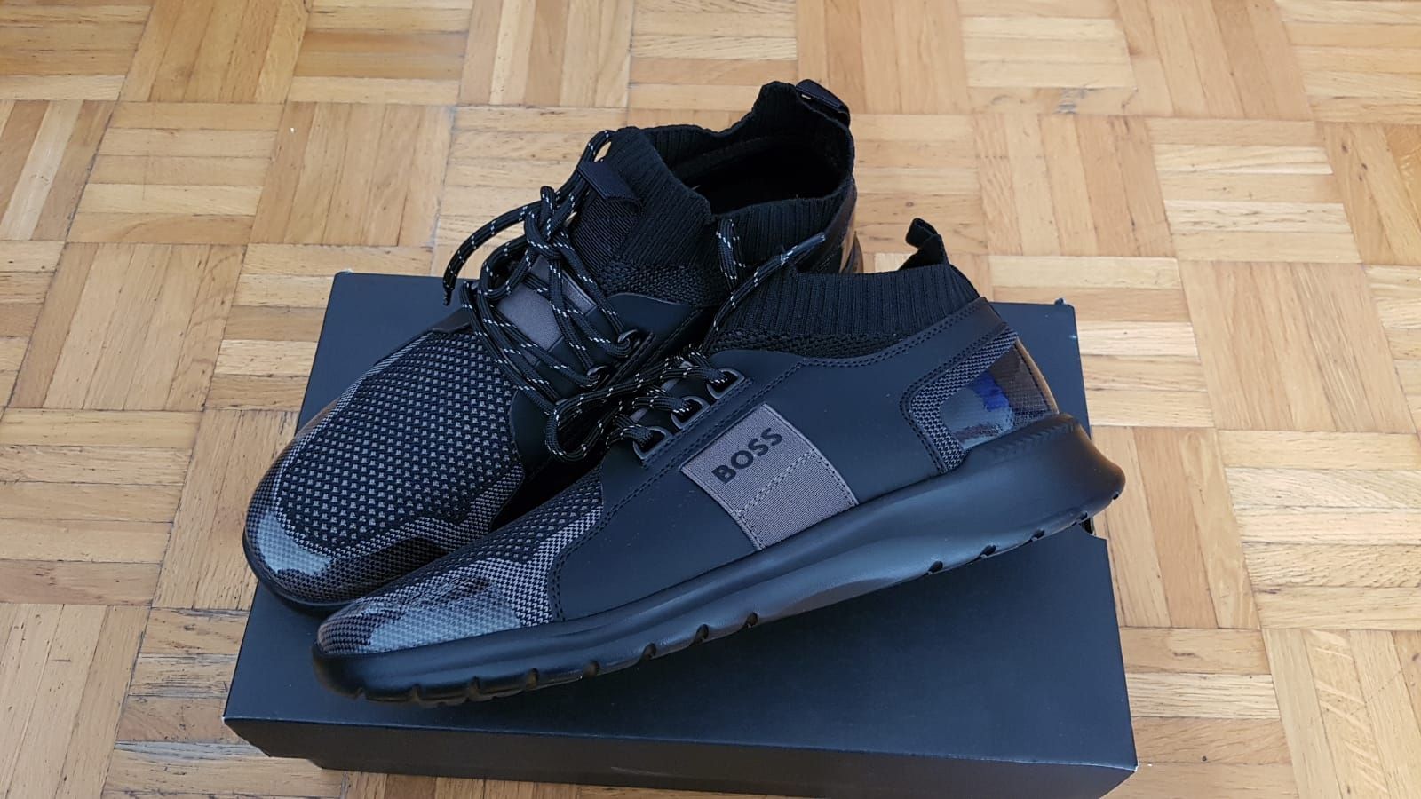 Hugo Boss Scarpe da uomo: Sneaker Hugo Boss Extreme Runn  N,Gr.42 – Nuovo e nell'imballaggio originale da Zürich venduto da ata_c8nh 1
