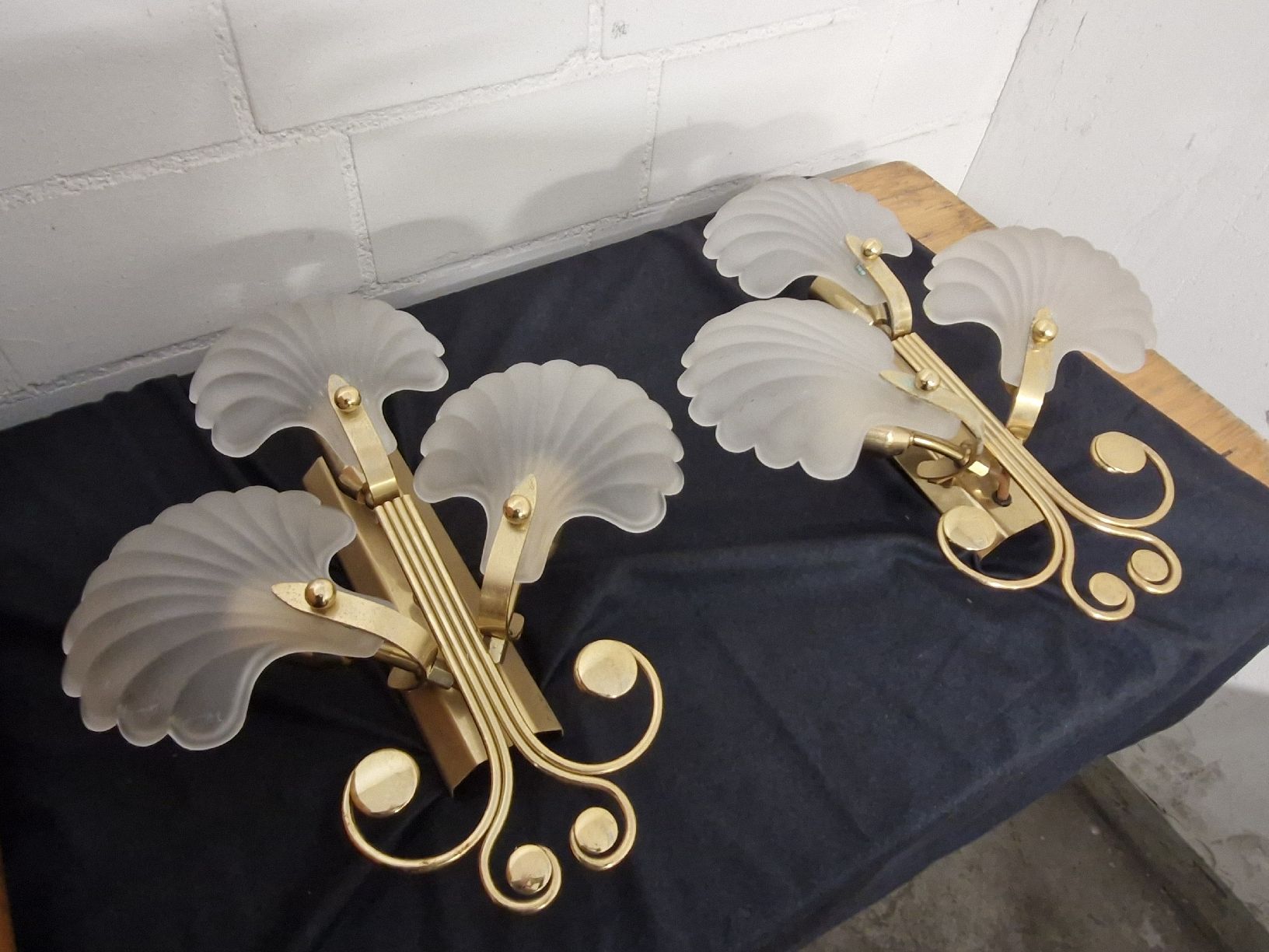 Lampade: 2 Vintage Wandlampen – Usato da Zürich venduto da Aisha8 1