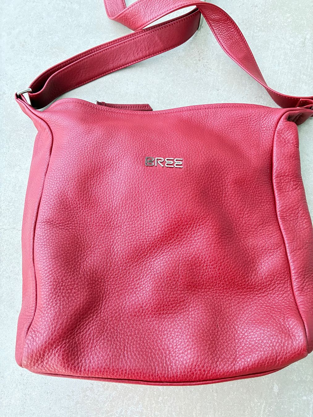Bree Borse da donna: Bree Schultertasche, Nola 4 – Nuovo (secondo la descrizione) da Bettlach venduto da Brissoni 1
