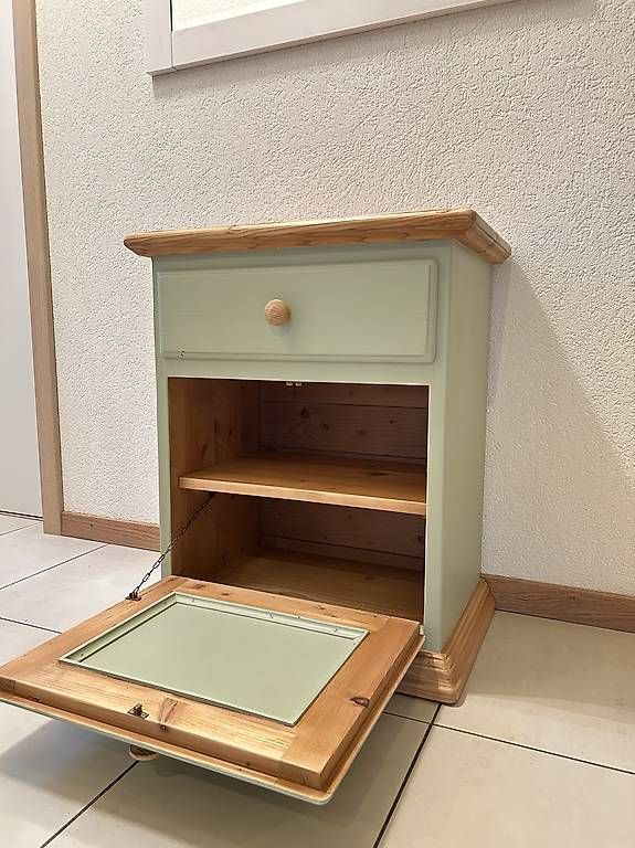 Comodini: Table de nuit vintage – Nuovo e nell'imballaggio originale da Eclépens venduto da fla_qj8h 2