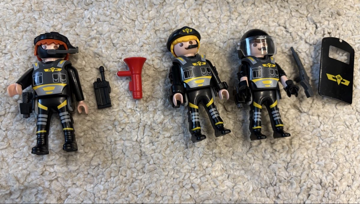 Playmobil Spielzeuge: Playmobil Polizei Einsatzwagen mit Zubehör – Gebraucht aus Muhen von mic_9shd 1