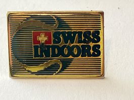 1 Pin Swiss Indoors