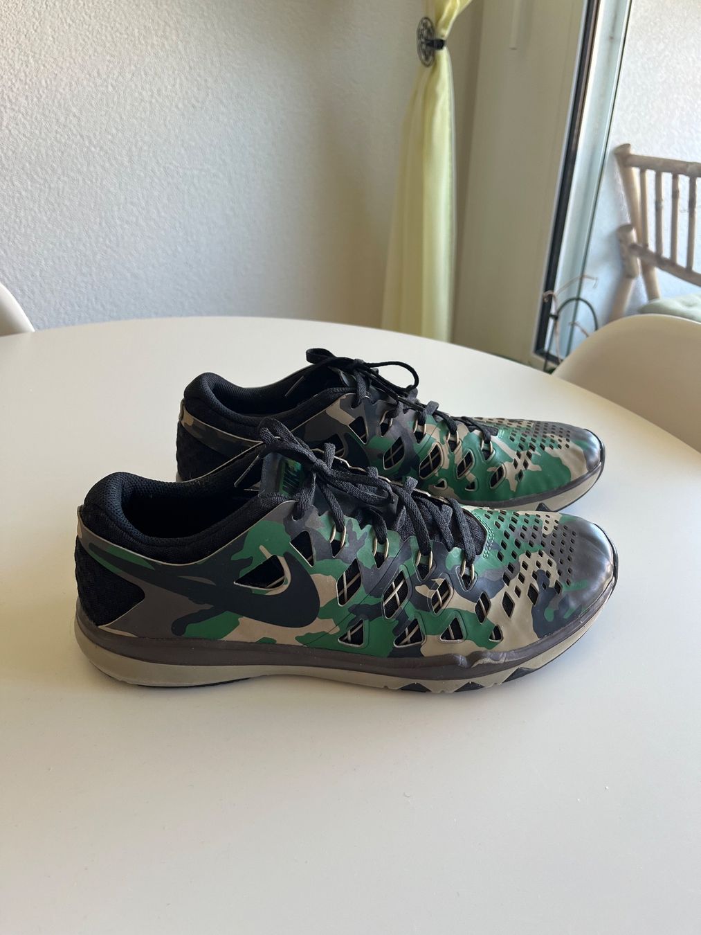 Nike Chaussures hommes: Nike Train Speed 4 Camo – D'occasion à Bern par TempusHelvetica 1
