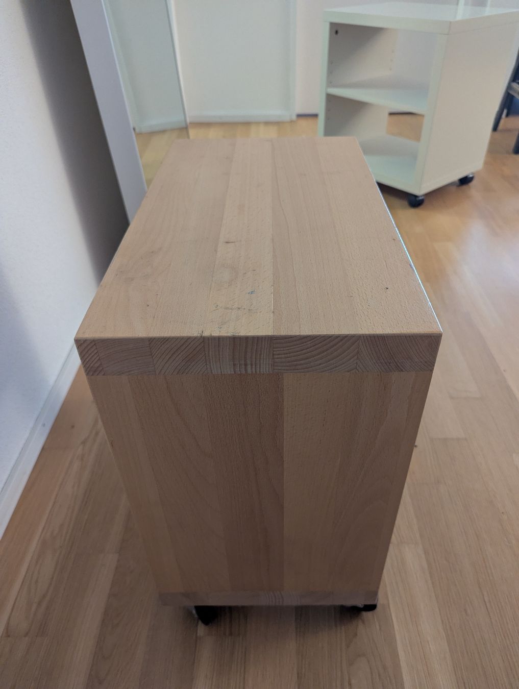 Banconi: Rollen - Beistelltisch aus Holz – Usato da Zürich venduto da ver_zgf7 1