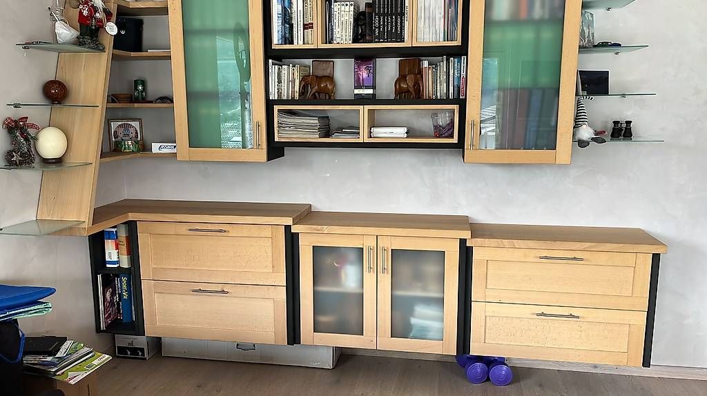 Credenze: Meubles de salon / bois – Usato da Chamoson venduto da OkGeo 1