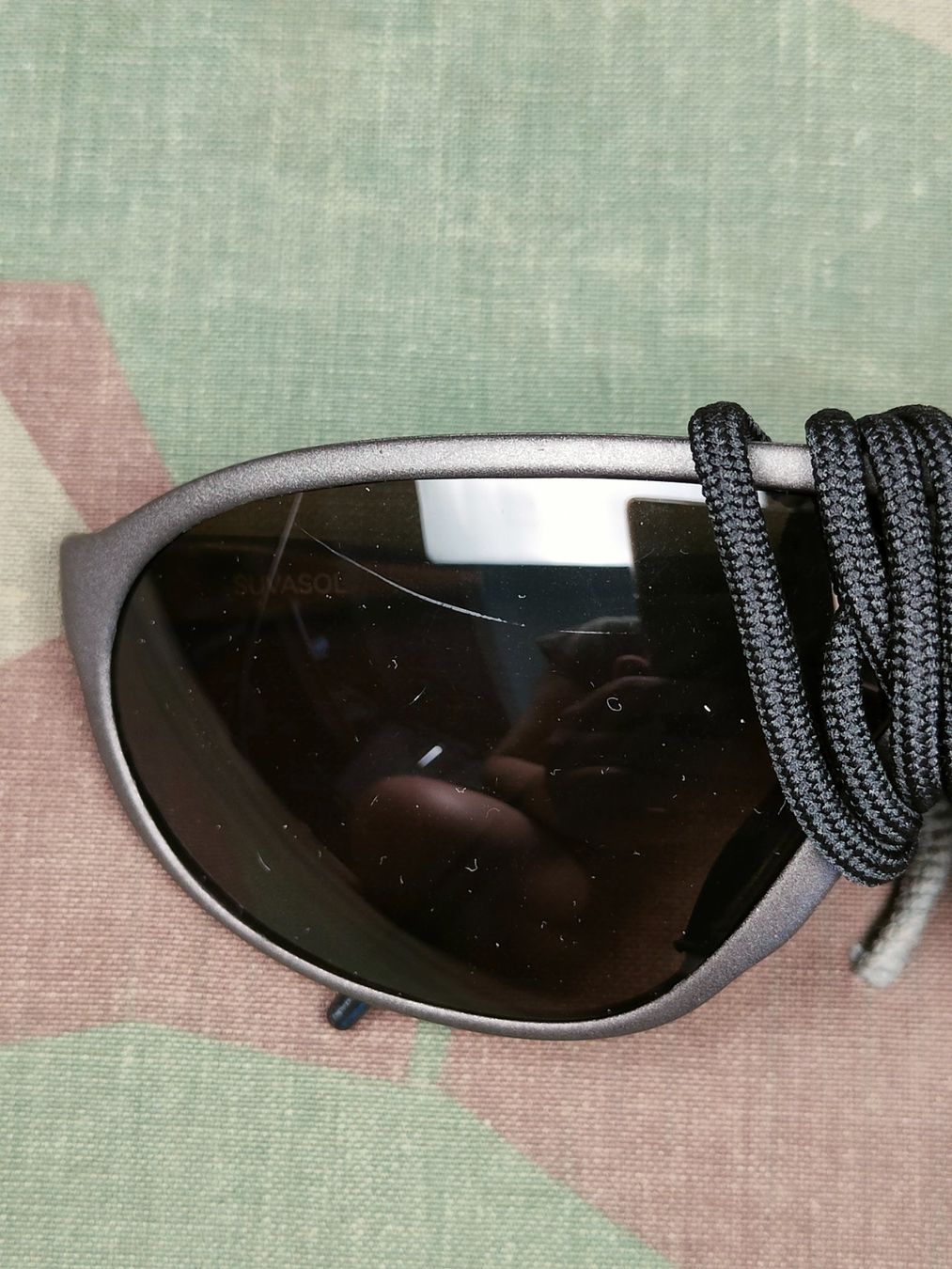 Armée suisse Uniformes: Sonnenbrille mit Etui – D'occasion à Bauma par SwissMilitaria 3
