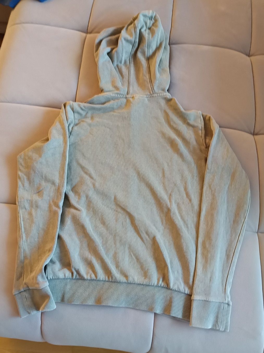Maglioni & Felpe: Sweatjacke – Usato da Benglen venduto da Jumanah 1