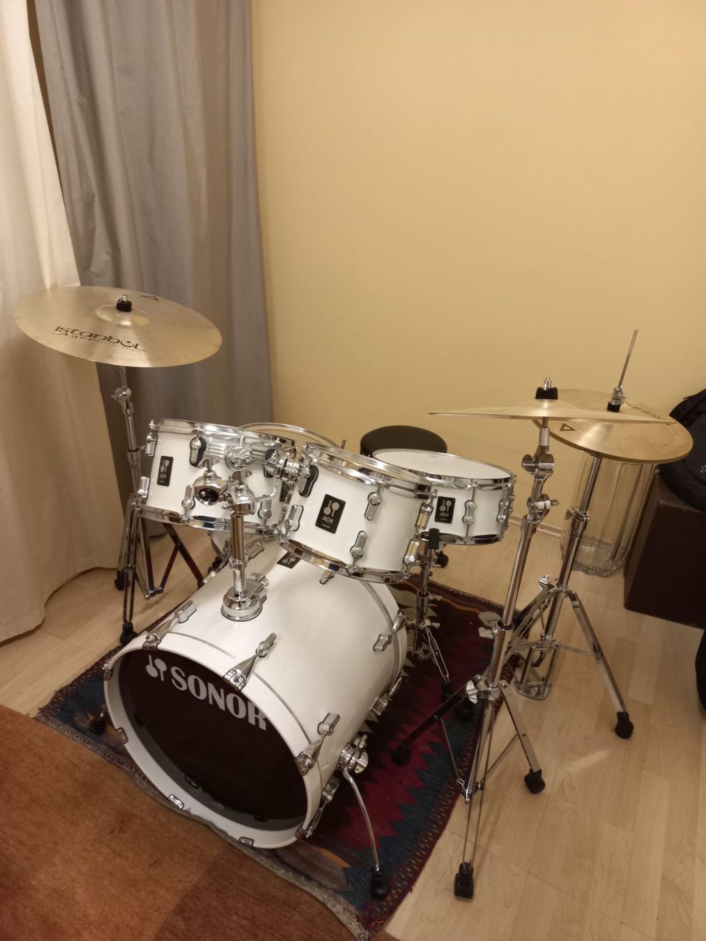 Sonor Strumenti musicali: Sonor Schlagzeug (weiss) – Nuovo (secondo la descrizione) da Bern venduto da nou_vqk8