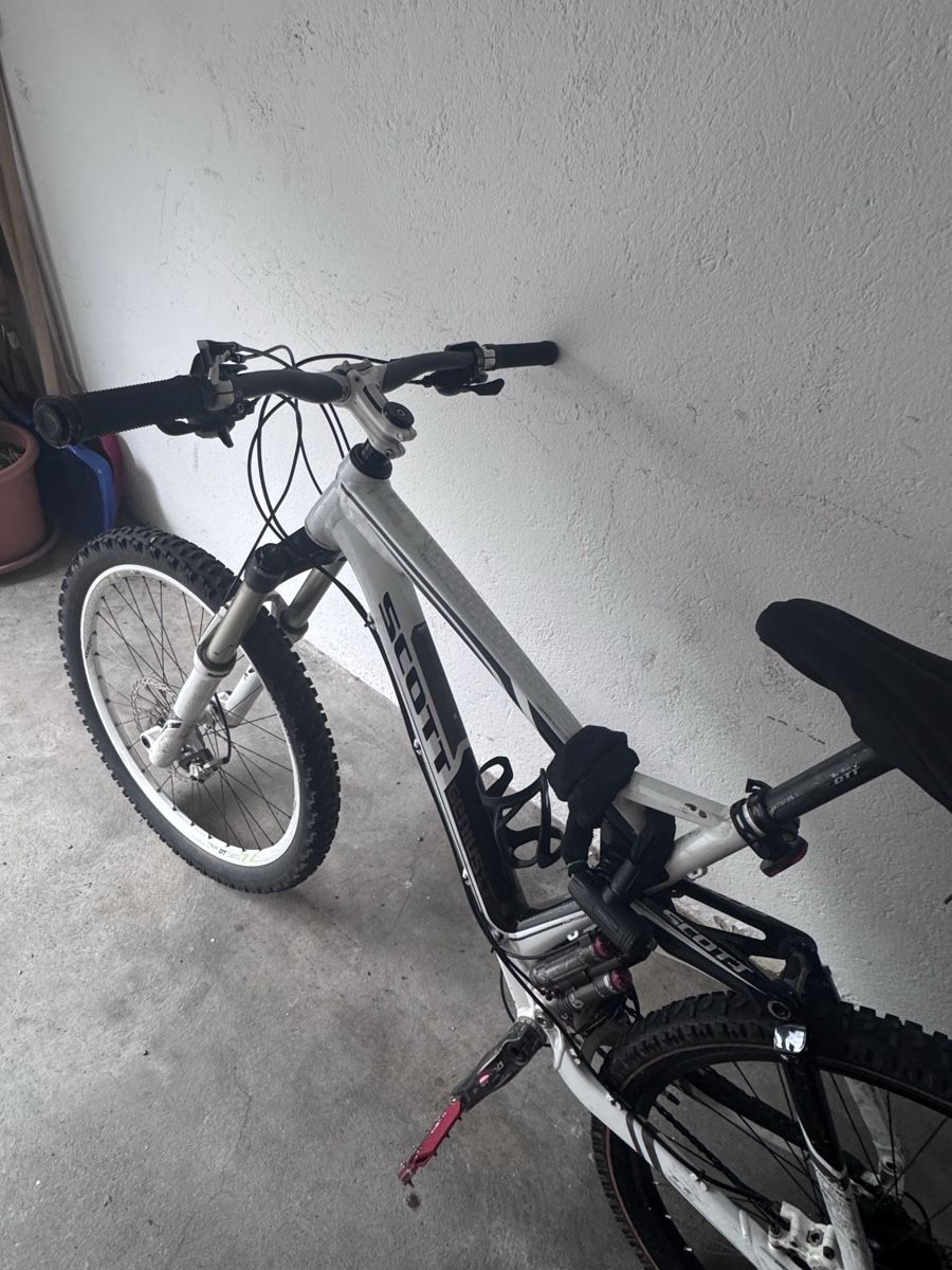 Scott Biciclette: Scott Genius Fully Mountainbike – Usato da Paradiso venduto da Sina433 1