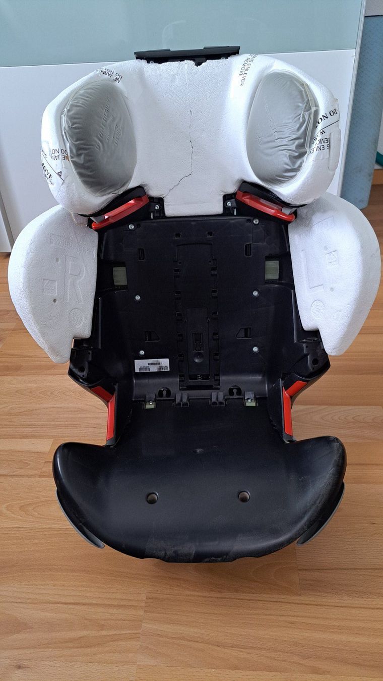 Maxi-Cosi Auto-Kindersitze: Maxi Cosi Rodifix Kinderautositz – Gebraucht aus Azmoos von MartinaK01 5
