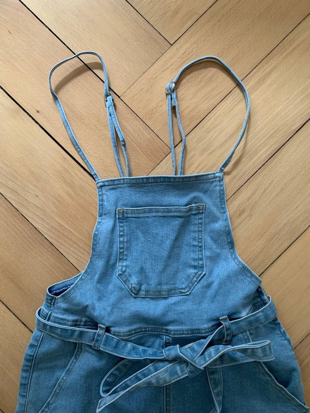 Jumpsuits: RUBY - Jeans Latzhose Jumpsuit blau NEU S – Neuf avec emballage d'origine à Zürich par Diazaio 1