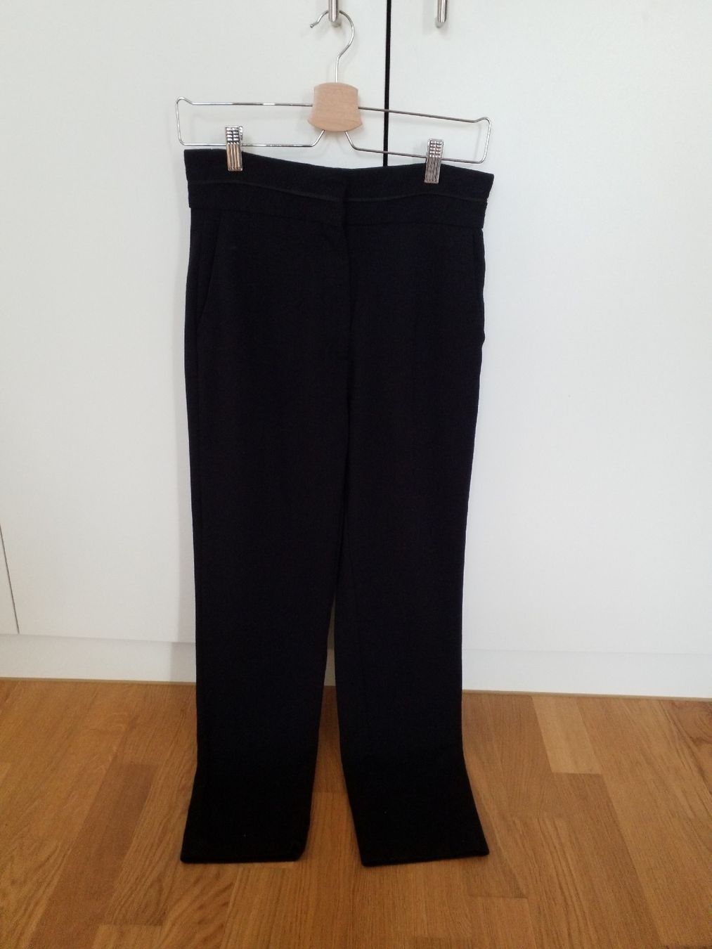 Sandro Pantaloni: SANDRO classic trousers  – Usato da Luzern venduto da _Lobster_