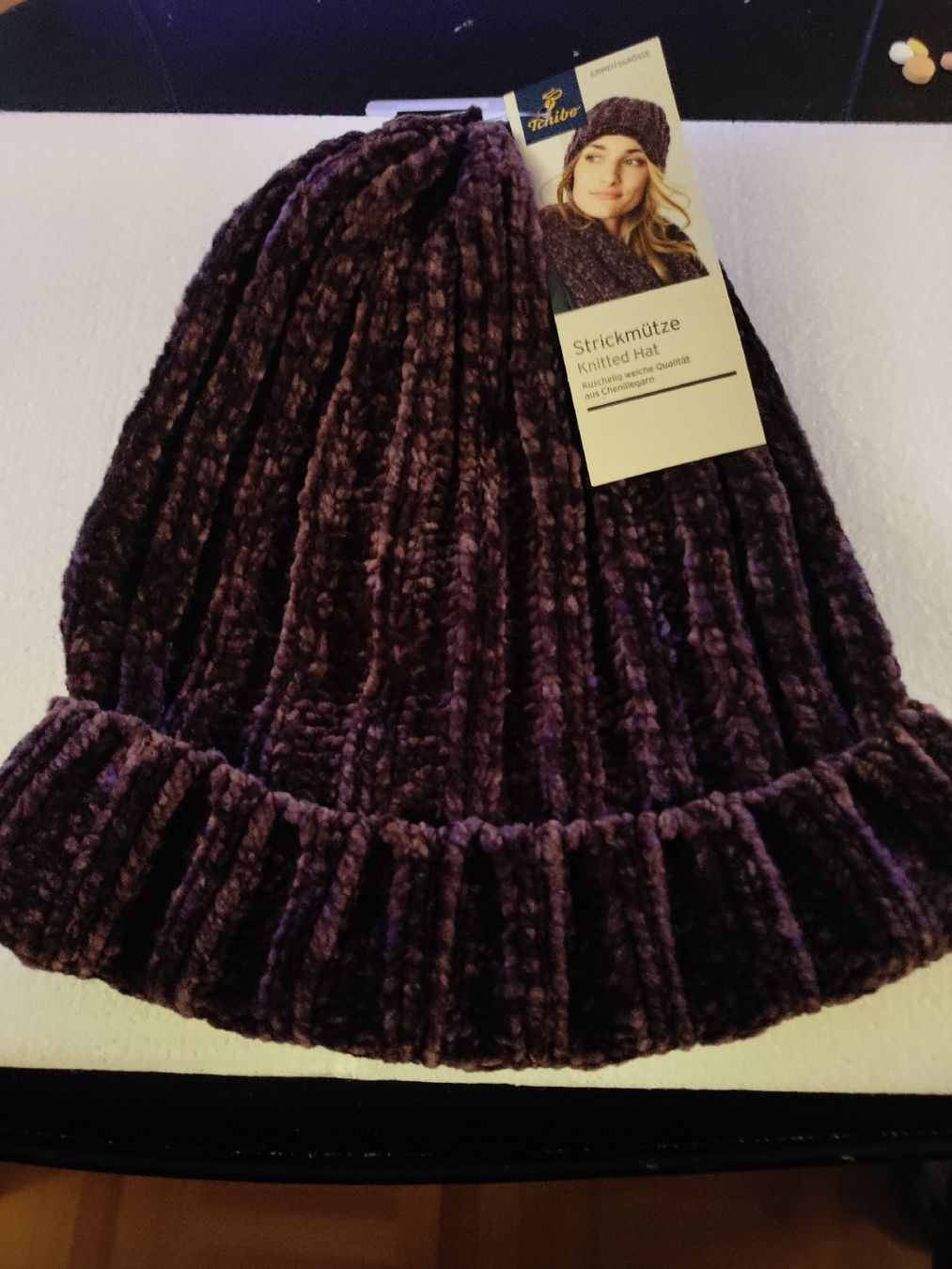 Tchibo Copricapi, berretti & cappellini: Kuschelig weiche Strickmütze NEU – Nuovo (secondo la descrizione) da Volketswil venduto da verwal