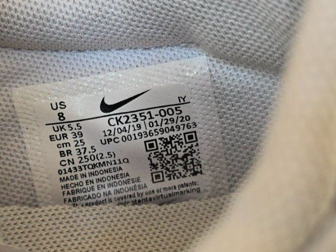Nike Scarpe da donna: Nike  schuhe gr 39 – Usato da Wallisellen venduto da theblacksheep 3