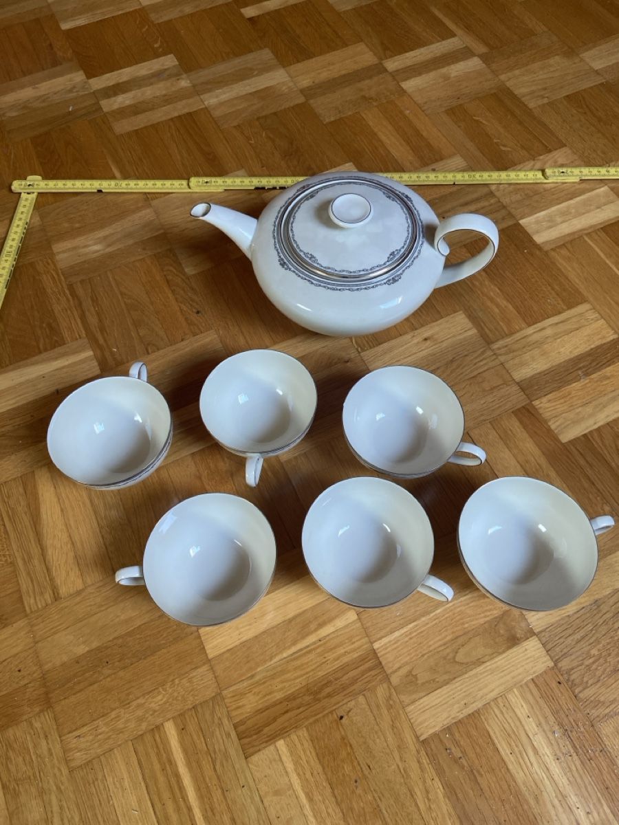 Set di piatti: Teeservice Bavaria Tischenreuth – Usato da Balgach venduto da Organisator