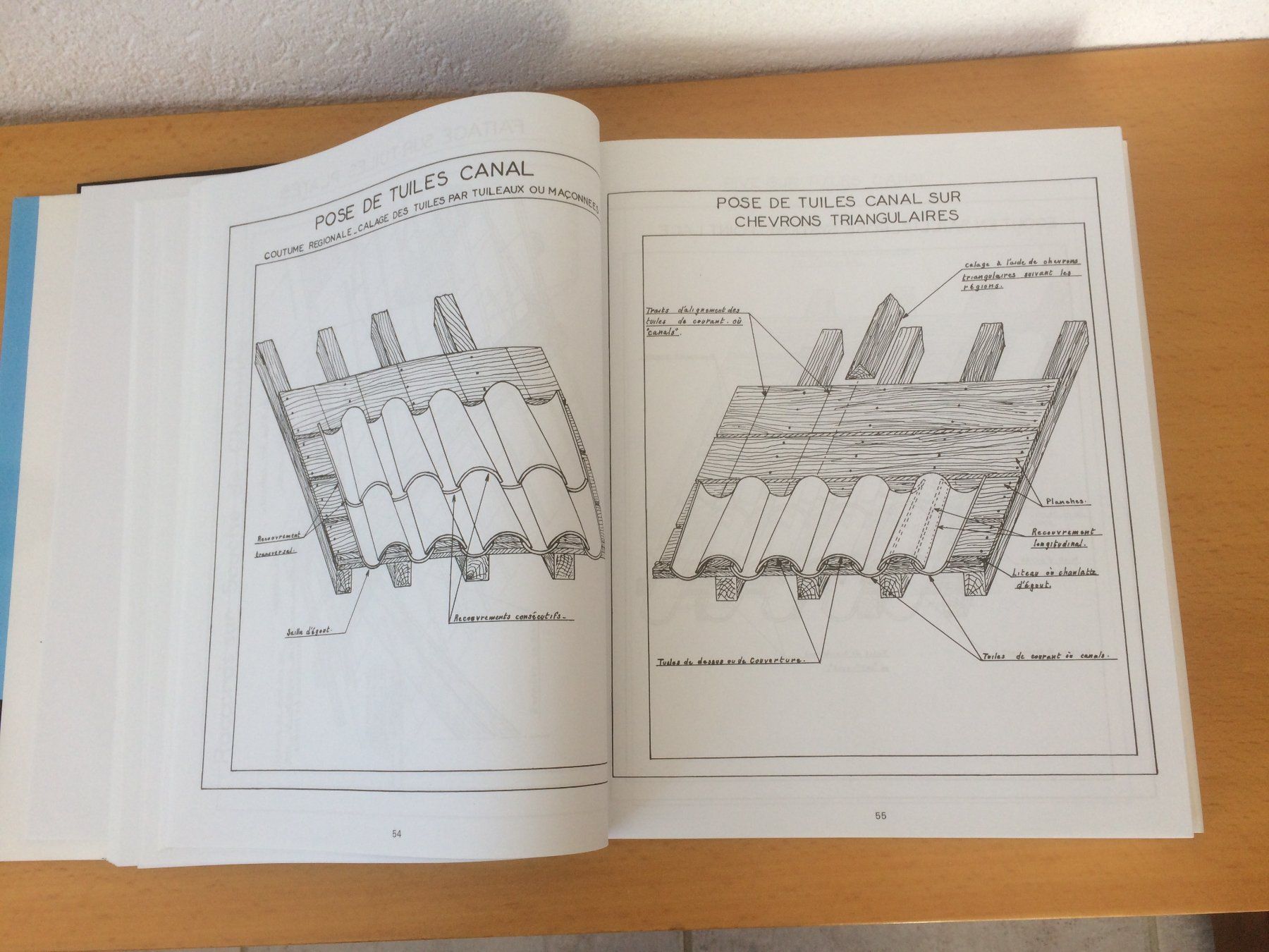 Bücher: Traité de couverture - toiture charpente – Gebraucht aus Fribourg von Werkt 1