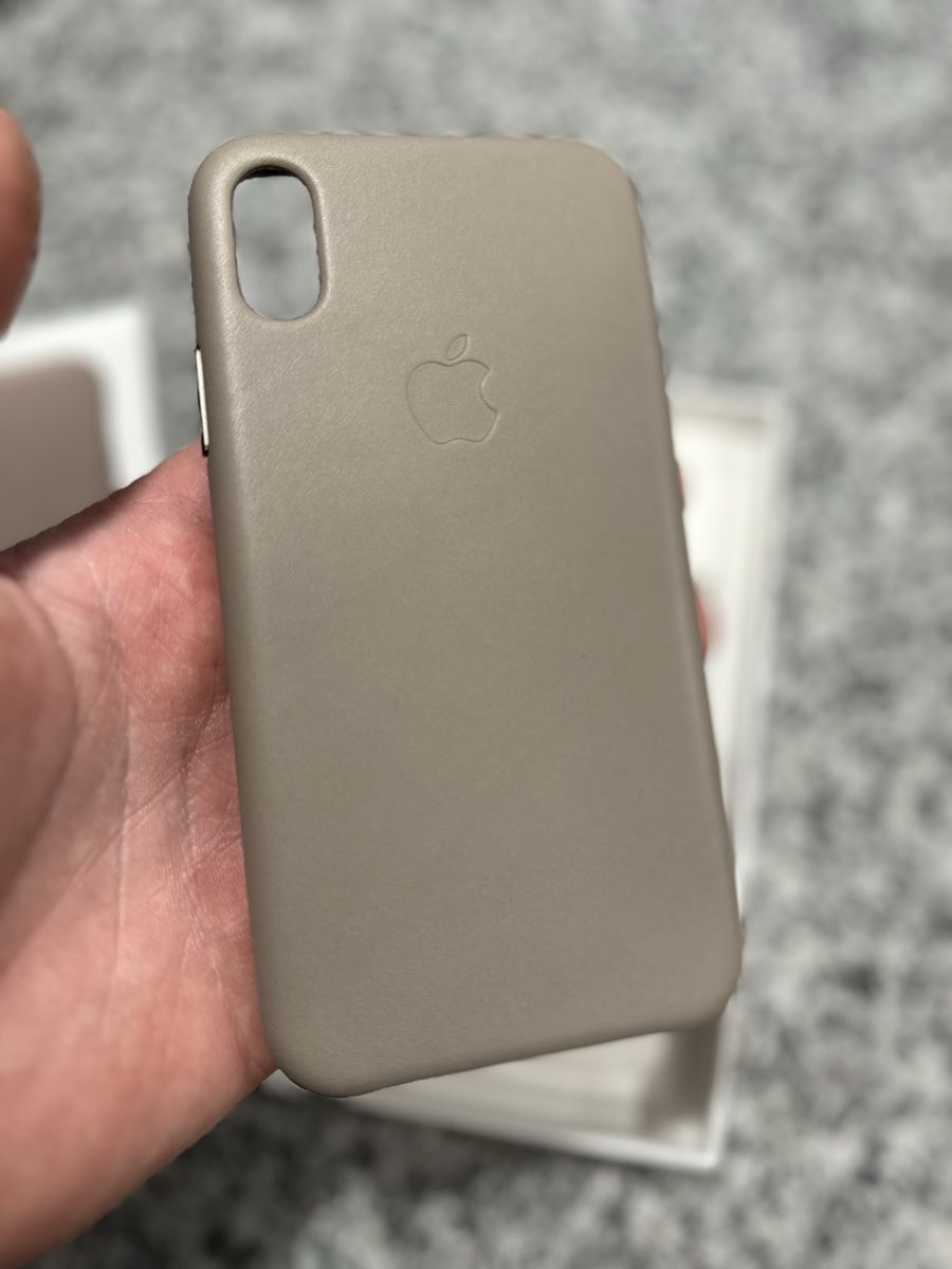 Apple Cover & Protezioni schermo: iPhone X/Xs Leather Case Taupe – Nuovo (secondo la descrizione) da Zug venduto da cvTrex