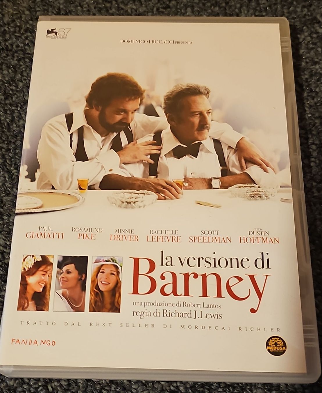 Tutti i DVDs: DVD "Die Version des Barney"(15302) – Usato da Ruswil venduto da jan_bxl5