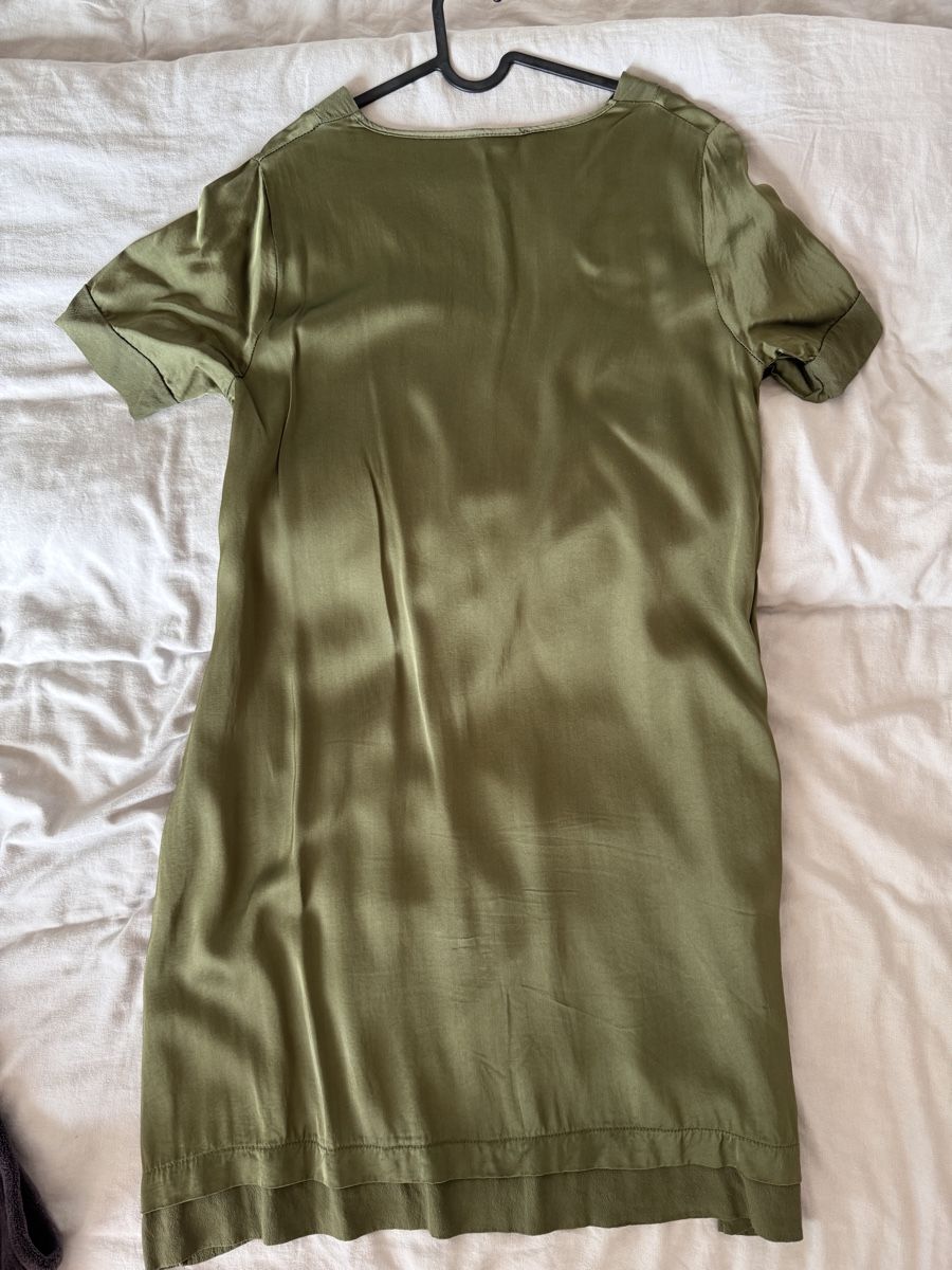 Vestiti: Robe Pako Litte vert olive taille M – Usato da Orges venduto da Lapin 2