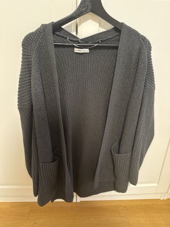 Strickjacke Pull&Bear dunkelgrau Grösse M-L guter Zustand